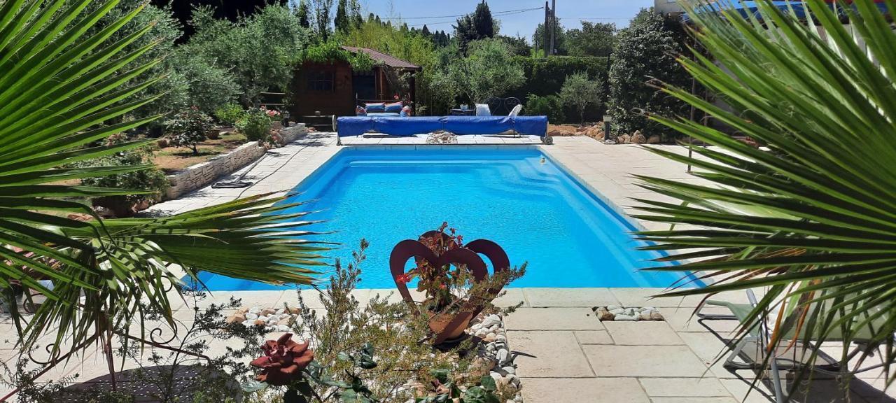 Bed and Breakfast Fenetre Sur Les Alpilles Saint-Martin-de-Crau Zewnętrze zdjęcie